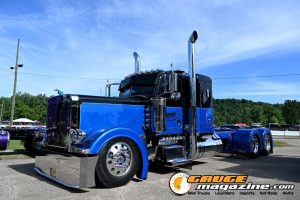 Custom semi trucks at the Slamology 2026 Big Rig Roundup