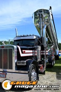 Custom semi trucks at the Slamology 2026 Big Rig Roundup