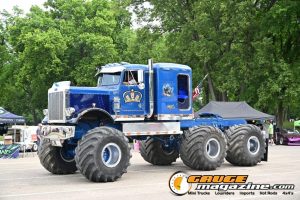 Custom semi trucks at the Slamology 2026 Big Rig Roundup