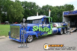 Custom semi trucks at the Slamology 2026 Big Rig Roundup