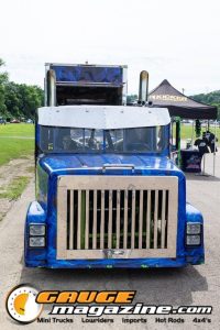 Custom semi trucks at the Slamology 2026 Big Rig Roundup