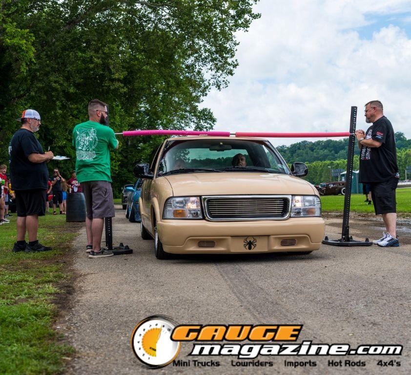 Custom vehicle competing in the Slamology 2026 Limbo Contest