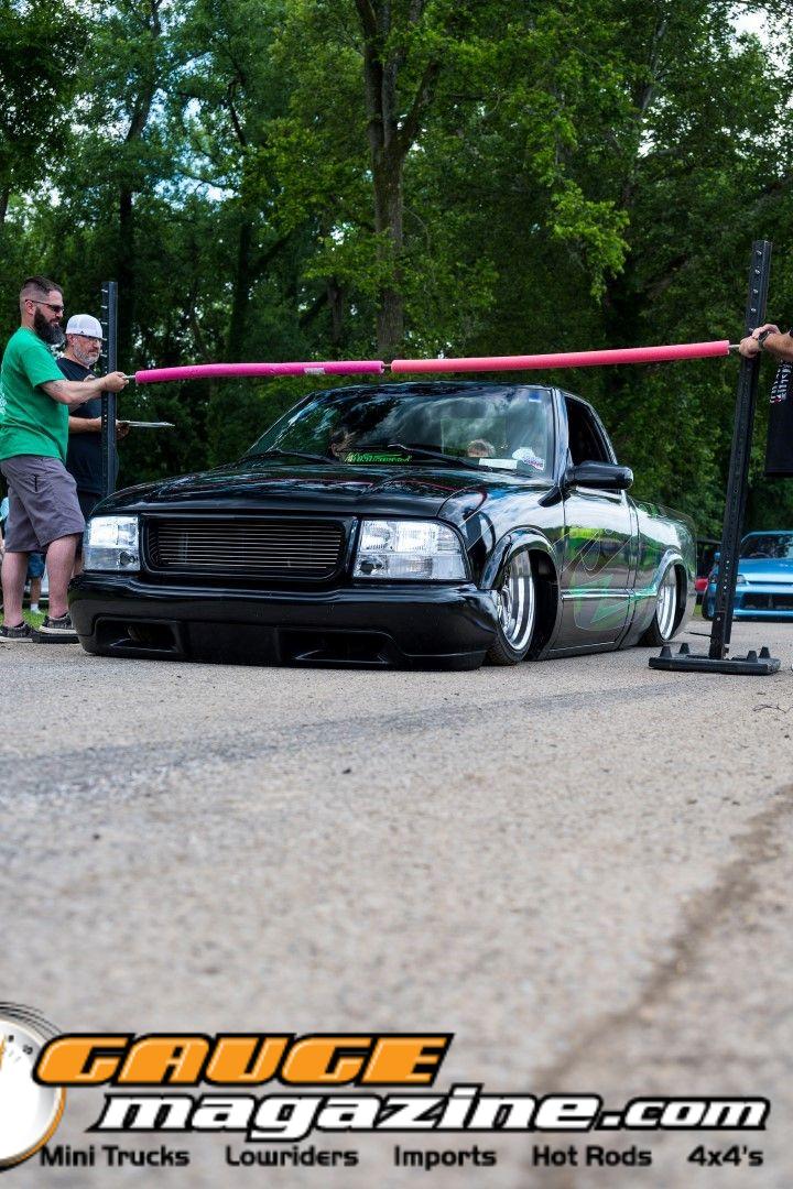 Custom vehicle competing in the Slamology 2026 Limbo Contest