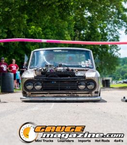 Custom vehicle competing in the Slamology 2026 Limbo Contest