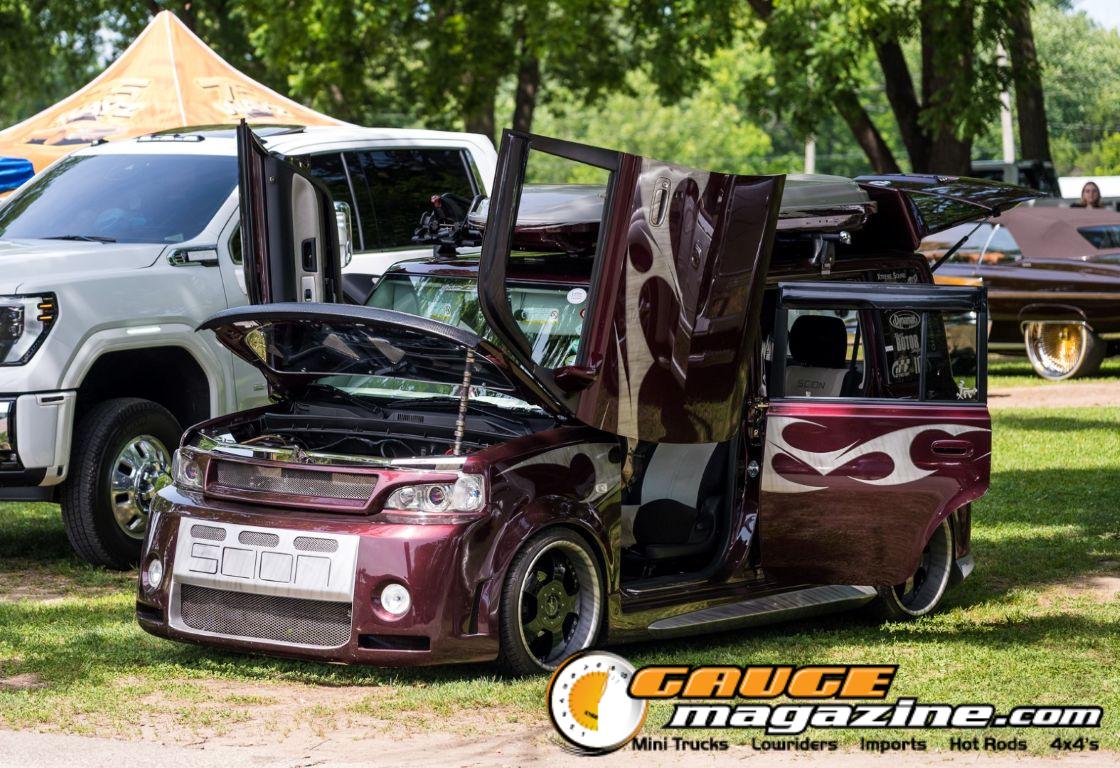Custom trucks on display during Slamology 2026 Trucks