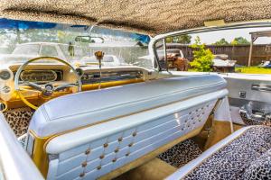 1960-cadillac-sedan-64