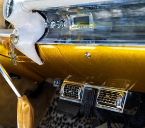 1960-cadillac-sedan-75