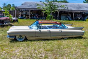 1960-cadillac-sedan-78