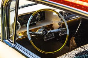 1960-cadillac-sedan-85