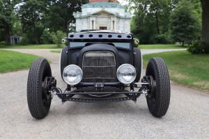 1928-Ford-Model-A-8