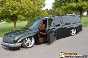 Final Effort custom 2001 Toyota Tacoma built by Matt and Michelle Tracy
