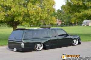 Final Effort custom 2001 Toyota Tacoma built by Matt and Michelle Tracy