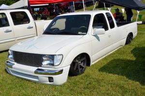 white-trash-white-walls-2021-210